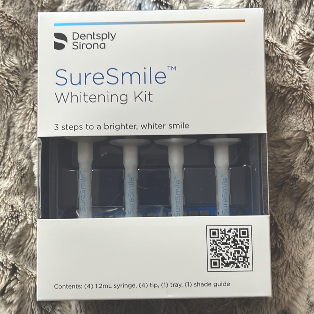 Sure Smile Whitening Kit by Dentsply Surina.